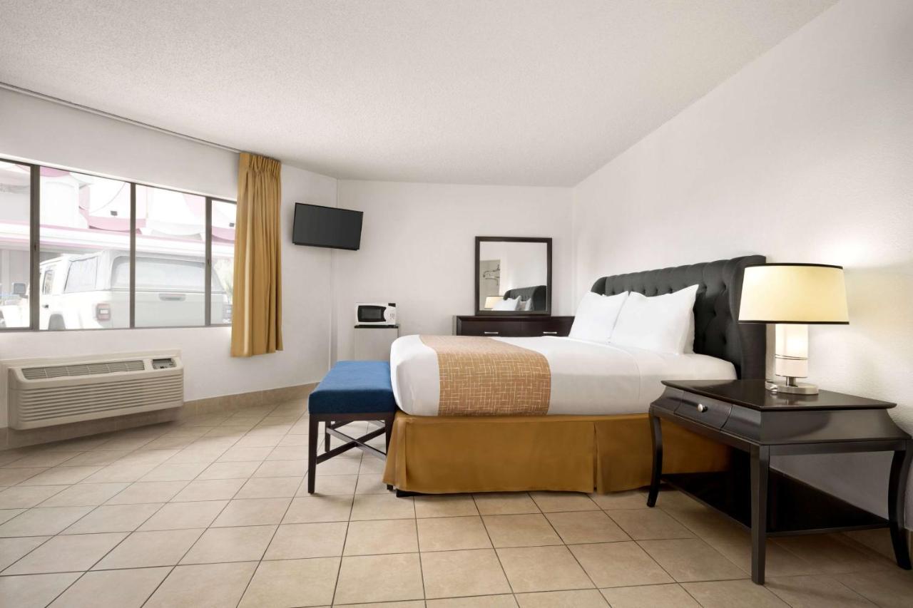 Travelodge by Wyndham Las Vegas Eksteriør billede